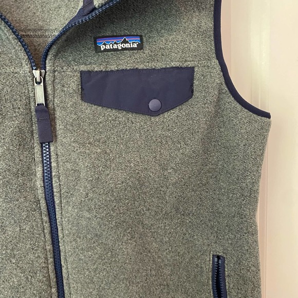Patagonia Gray Fleece Vest Size Medium - Picture 2 of 4